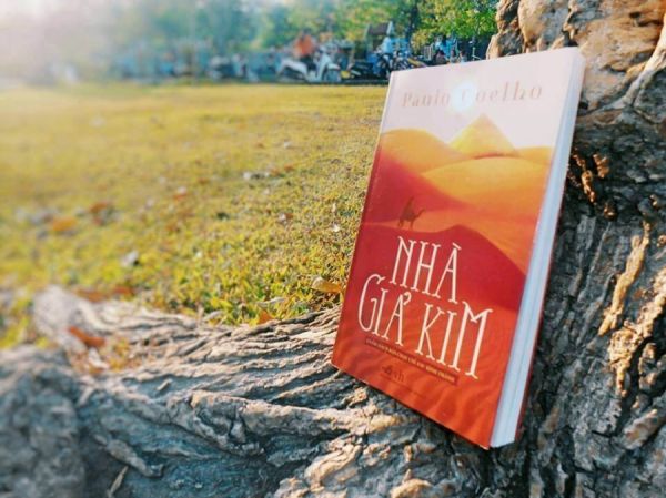 nhà giả kim